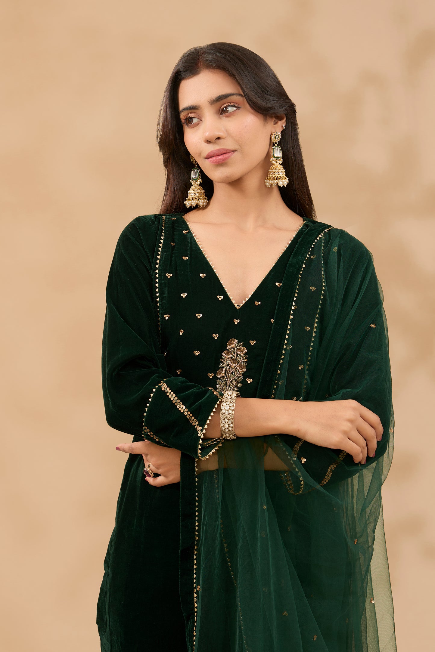 FARAH HAND EMBROIDERED EMERALD VELVET KURTA SET (SET OF 3)