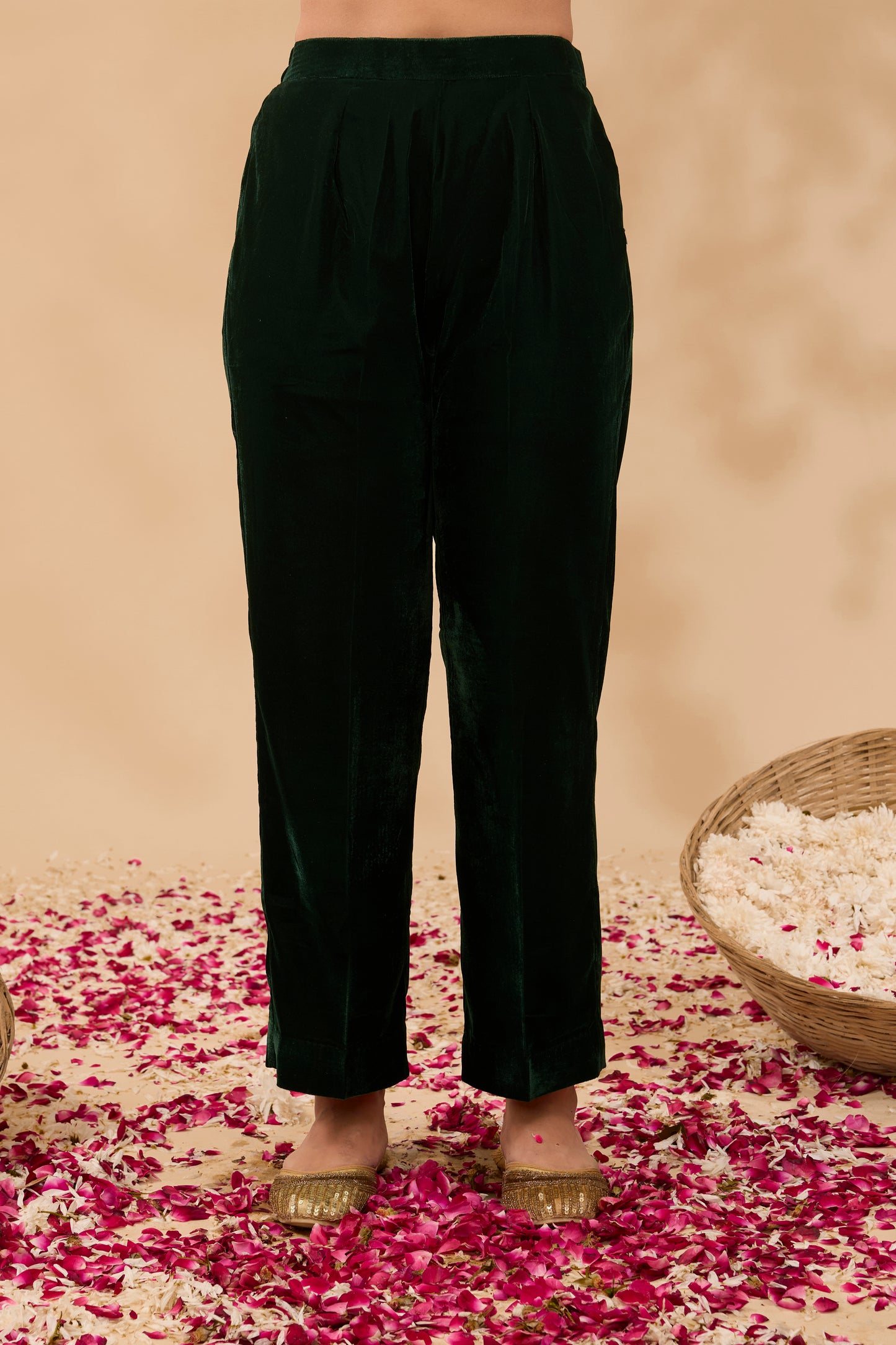 FARAH HAND EMBROIDERED EMERALD VELVET KURTA SET (SET OF 3)