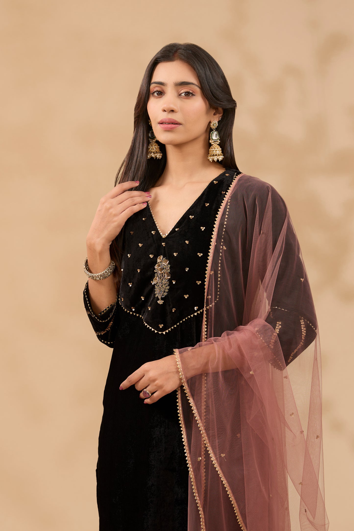 FARAH HAND EMBROIDERED BLACK & PINK VELVET KURTA SET (SET OF 3)