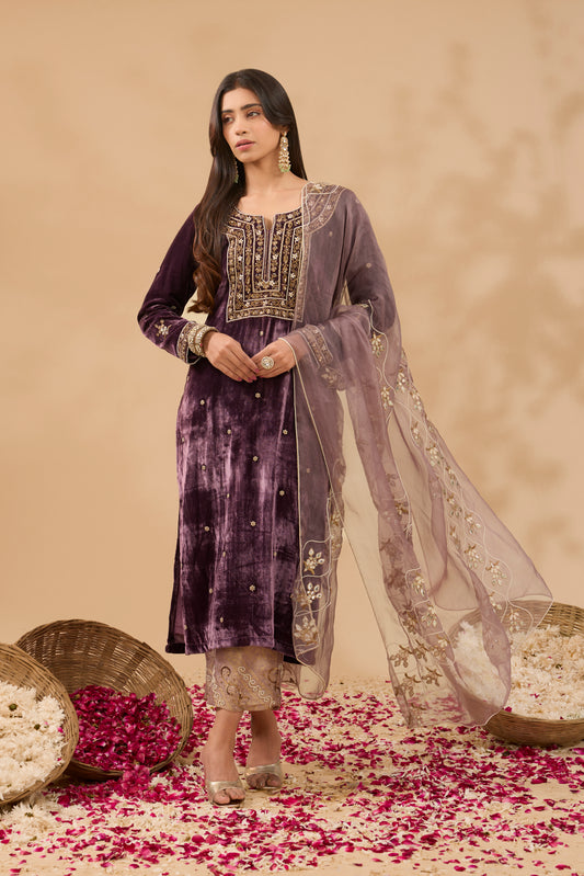 FARAH SILK VELVET DARK LAVENDER HAND EMBROIDERED KURTA SET (SET OF 3)